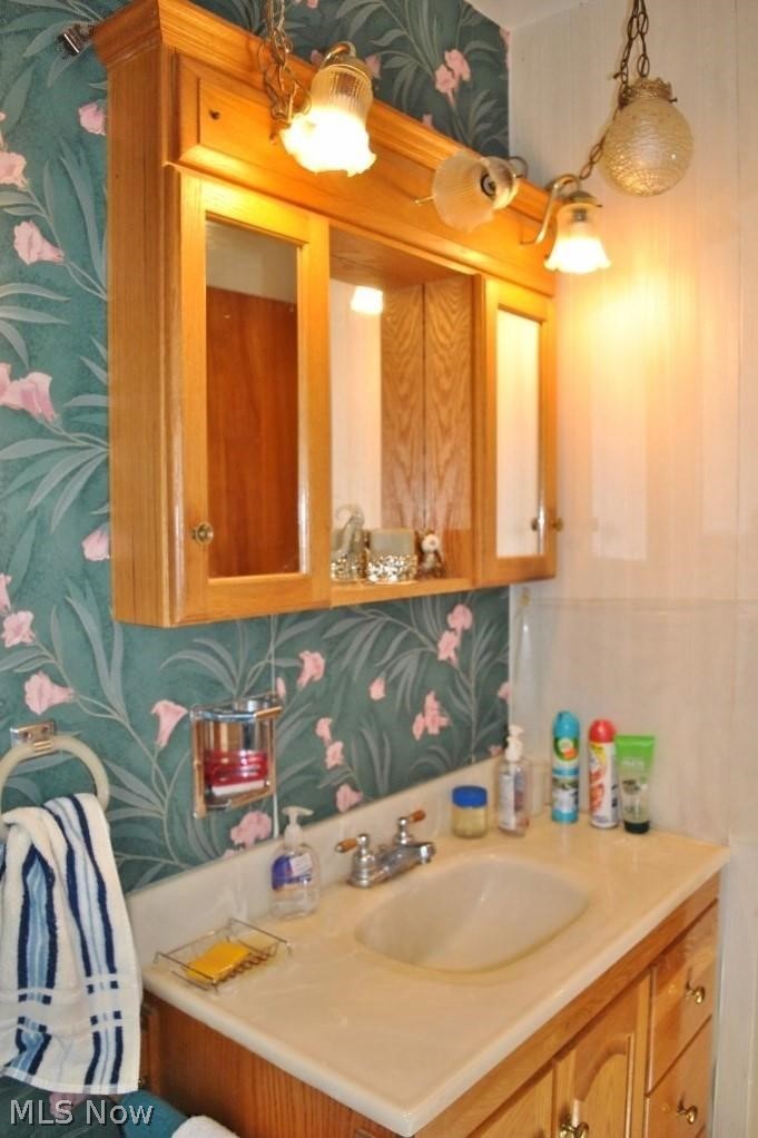 4383 Fulton Road Cleveland, OH 44144 - Photo 18 of 28 Gallery Image 18
