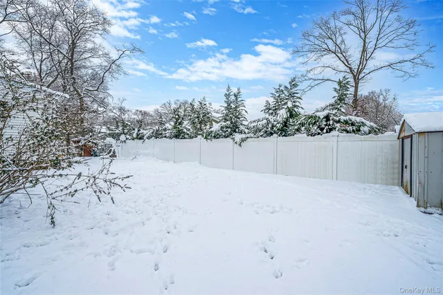 $669,000 | 1277 Hummel Avenue, Holbrook, NY 11741