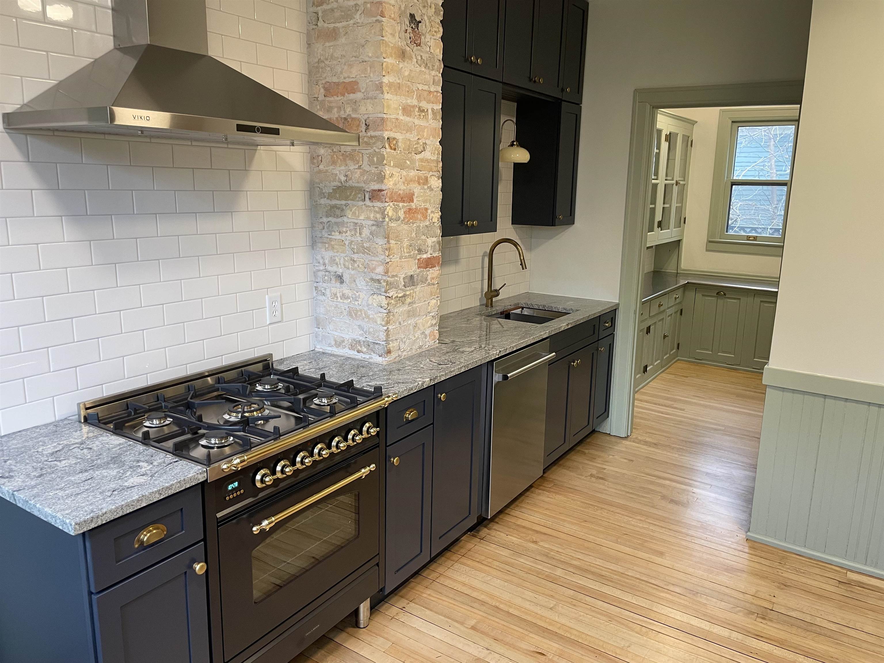808 North Birney Street Bay City, MI 48708 - Photo 4 of 33