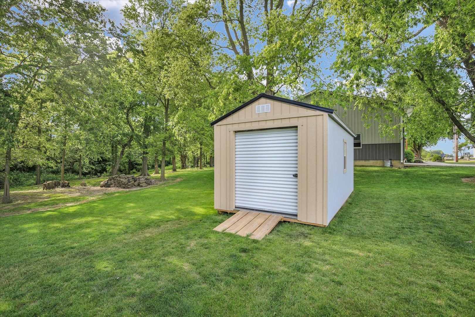 8909 North 2300 E Road Fairbury, IL 61739 - Photo 57 of 63
