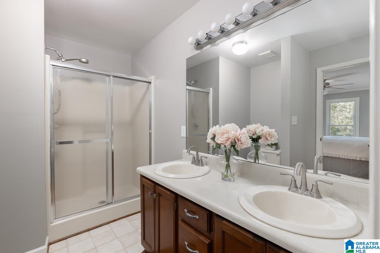 313 Thompson Road Alabaster, AL 35007 - Photo 19 of 43