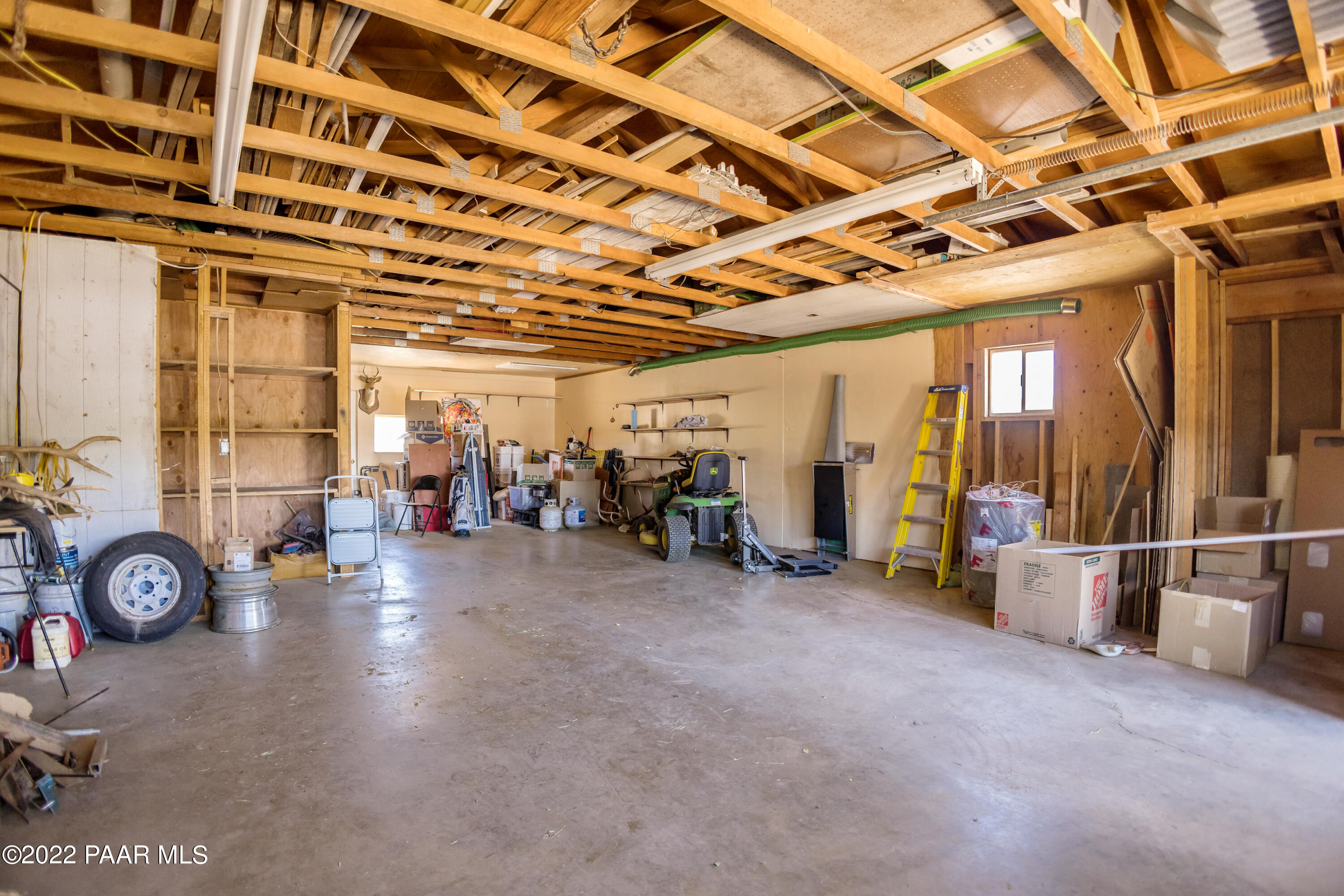 1481 West Cliff Rose Road Prescott, AZ 86305 - Photo 31 of 38 a view of a room with gym equipment