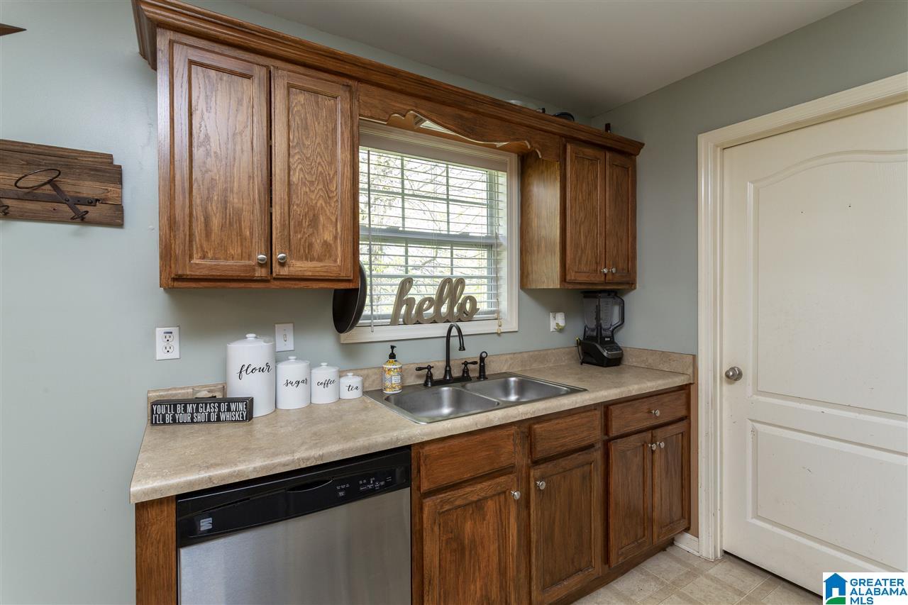 61 Batton Road Warrior, AL 35180 - Photo 22 of 29