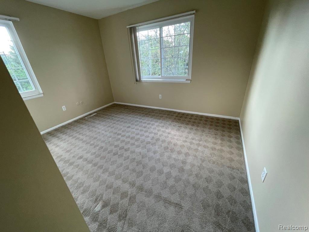 32280 West 12 Mile Road Farmington, MI 48334 - Photo 10 of 22