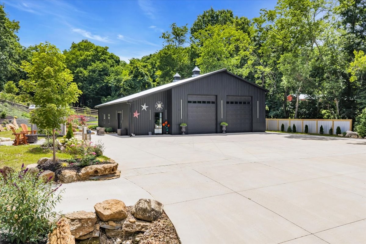 2896 Fly Road Santa Fe, TN 38482 - Photo 12 of 100