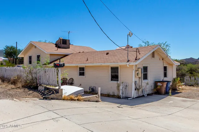 $525,000 | 855 East Wickenburg Way, Wickenburg, AZ 85390