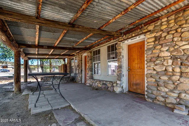 $525,000 | 855 East Wickenburg Way, Wickenburg, AZ 85390