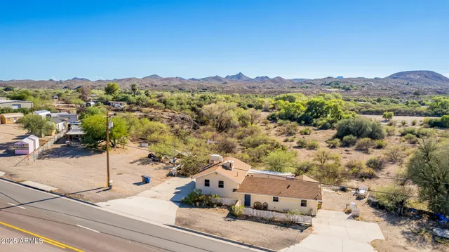 $525,000 | 855 East Wickenburg Way, Wickenburg, AZ 85390