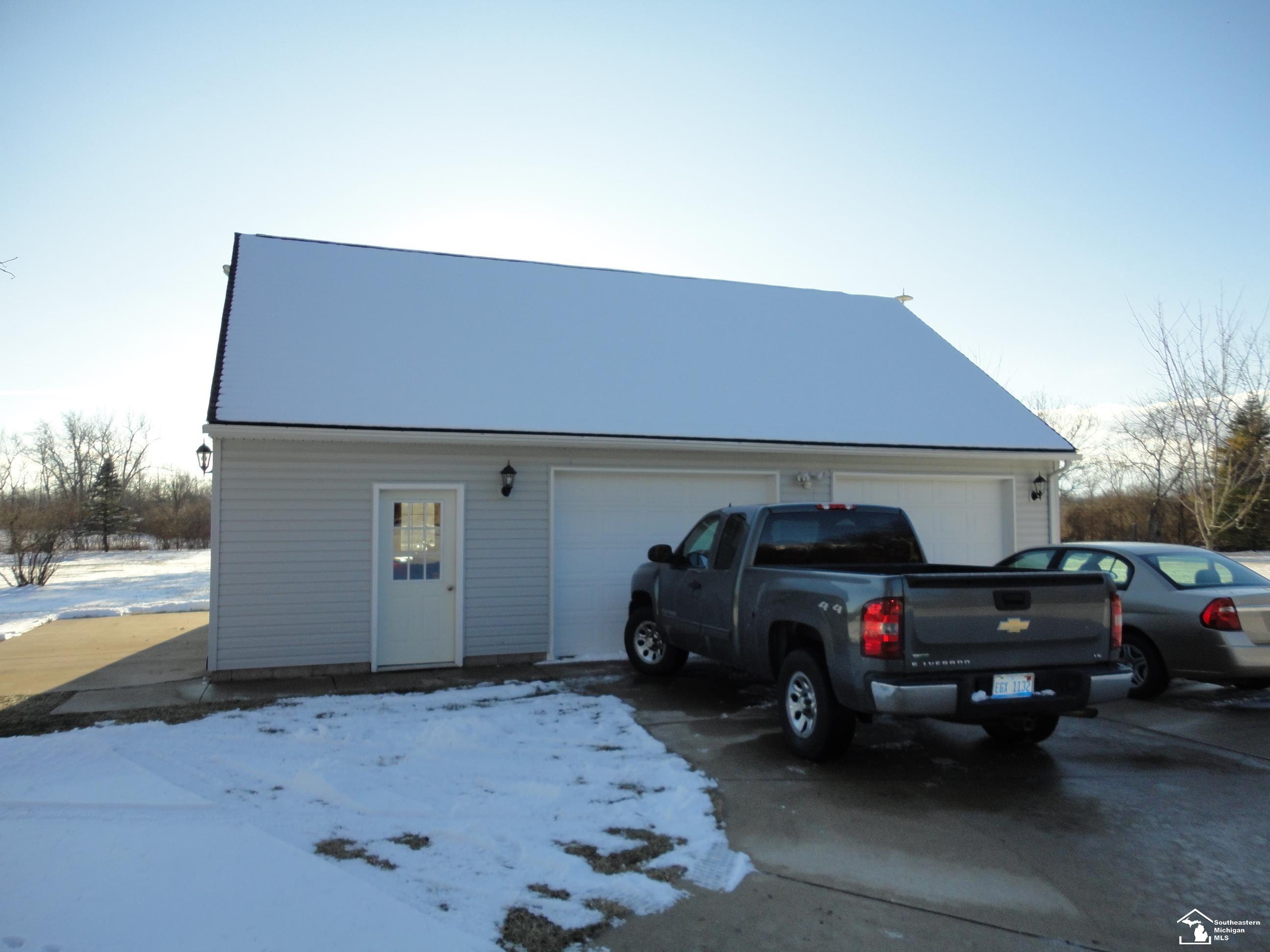 811 Heiss Road Monroe, MI 48162 - Photo 42 of 46