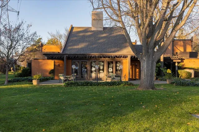 $215,000 | 2200 Woodside Lane, Unit 12, Sacramento, CA 95825