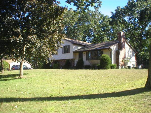 173 Bridle Path Road Chicopee, MA 01013 - Photo 1 of 3 Gallery Image 1
