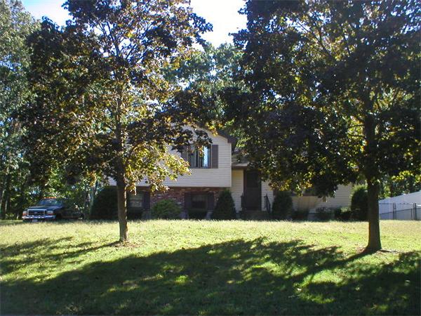 173 Bridle Path Road Chicopee, MA 01013 - Photo 3 of 3 Gallery Image 3