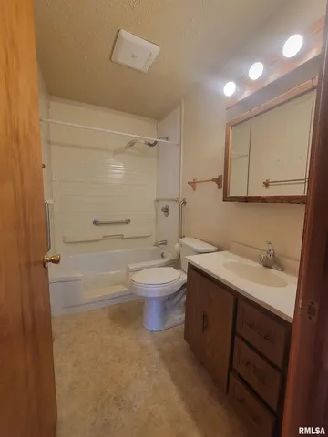 $87,500 | 103 Marion Street, North Pekin, IL 61554