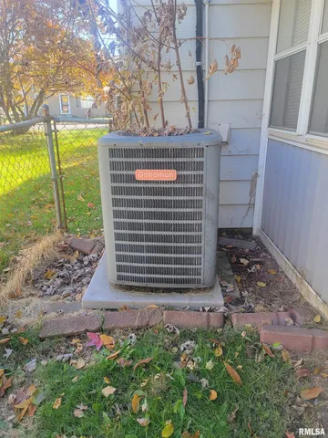 $87,500 | 103 Marion Street, North Pekin, IL 61554