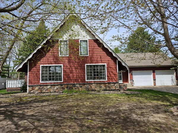 $399,500 | 2351 Hallquist Avenue, Red Wing, MN 55066