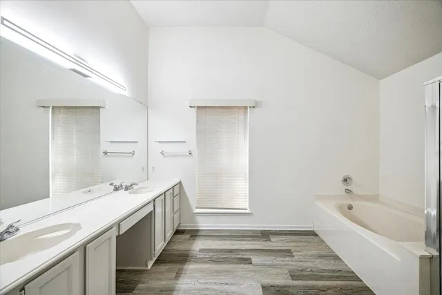 $2,600 | 143 West Village Knoll Circle, Spring, TX 77381