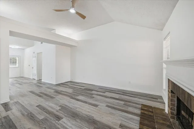 $2,600 | 143 West Village Knoll Circle, Spring, TX 77381