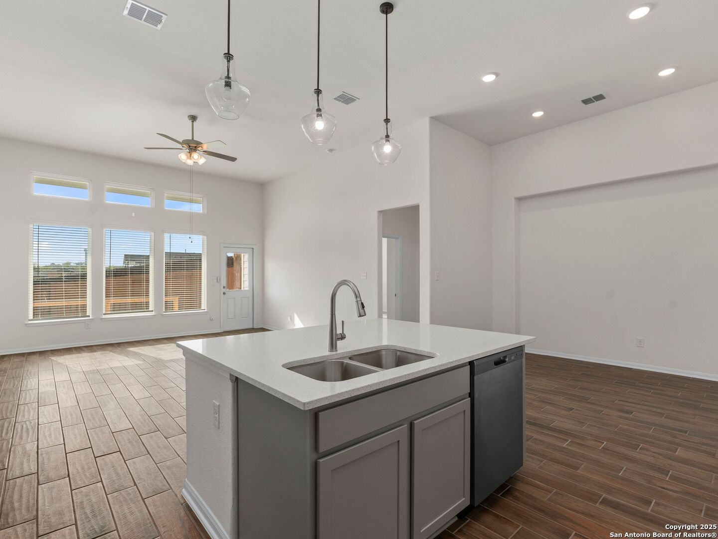 6288 Black Butte Schertz, TX 78108 - Photo 11 of 36