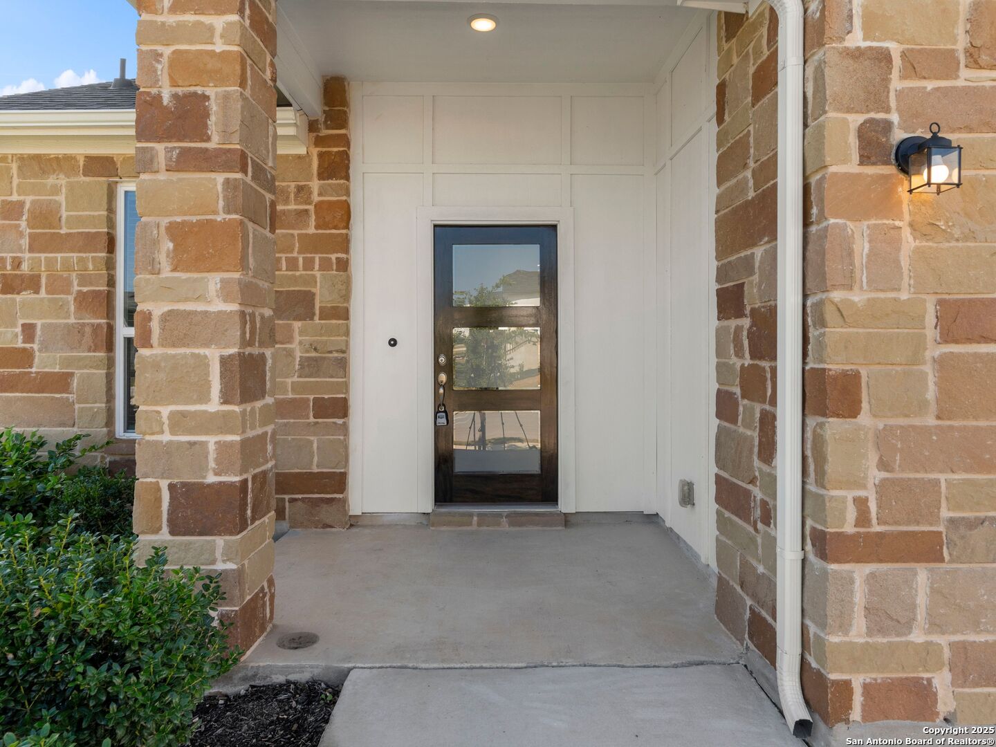 6288 Black Butte Schertz, TX 78108 - Photo 4 of 36