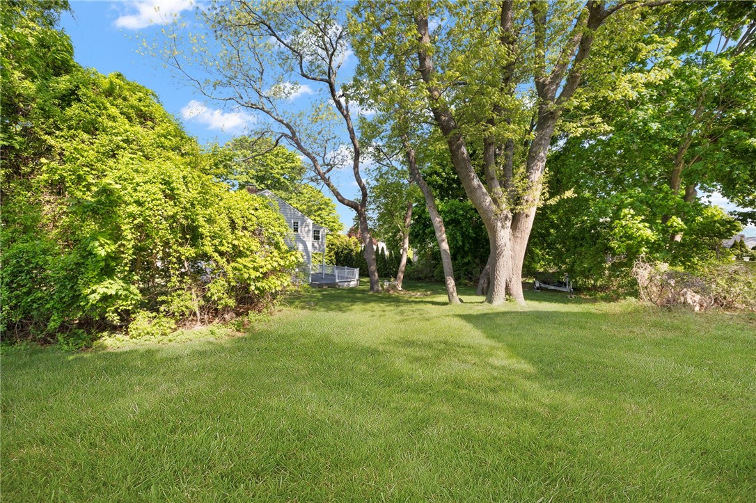 12 Nassau Road Narragansett, RI 02882 - Photo 11 of 43 Oversized private lot