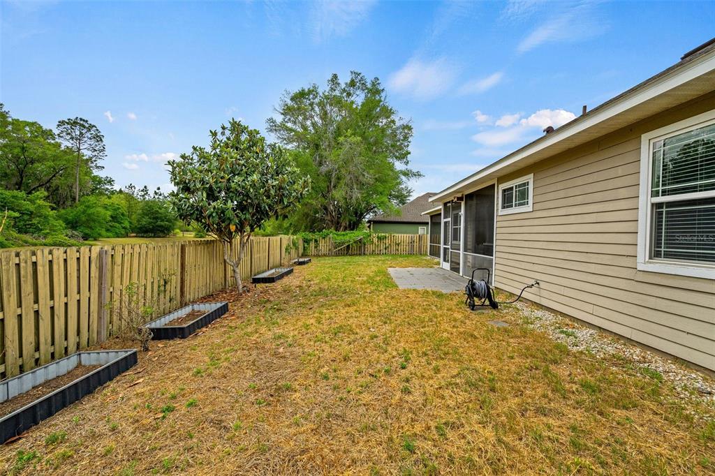 8629 Southwest 80th Place Gainesville, FL 32608 - Photo 42 of 48
