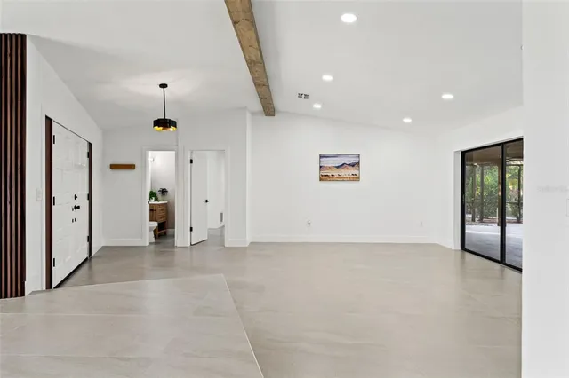 $479,900 | 8019 River Country Drive, Weeki Wachee, FL 34607