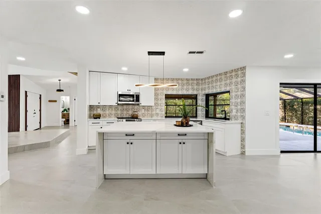 $479,900 | 8019 River Country Drive, Weeki Wachee, FL 34607