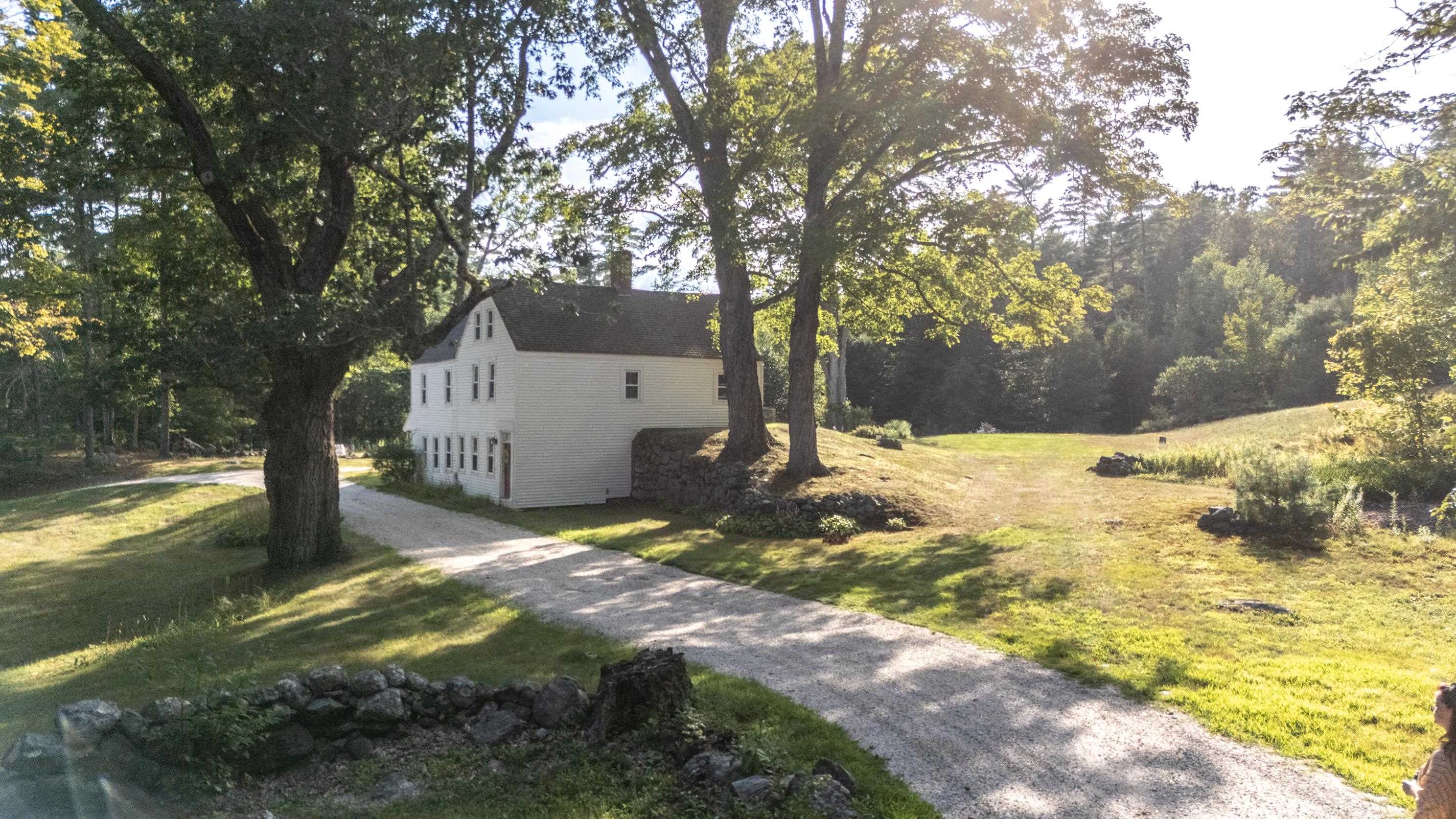 29 Candia Road Deerfield, NH 03037 - Photo 9 of 44