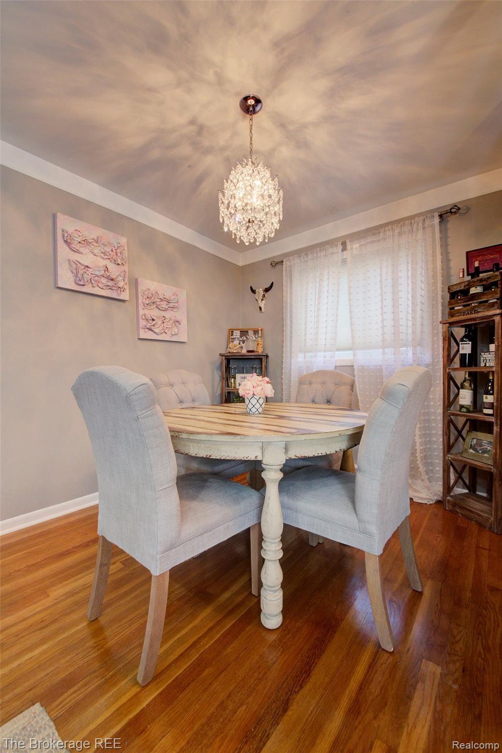 340 Thalia Avenue Rochester, MI 48307 - Photo 12 of 49 Dining room open to living room