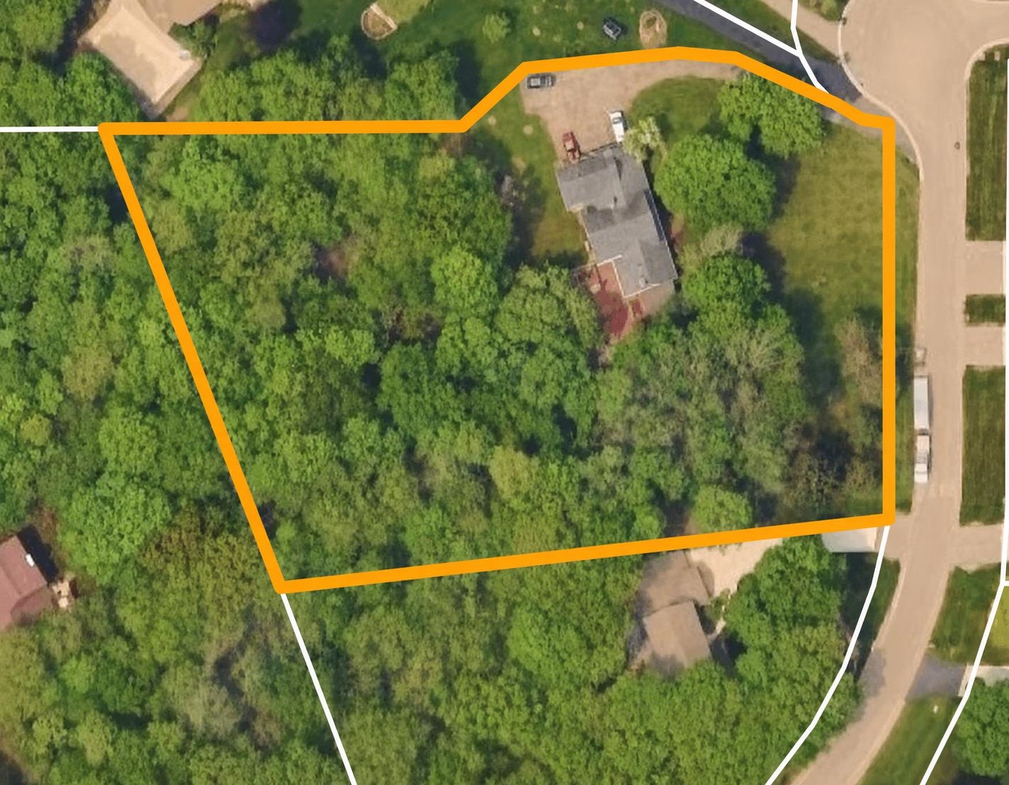 W2530 Brookhaven Drive Appleton, WI 54915 - Photo 8 of 65