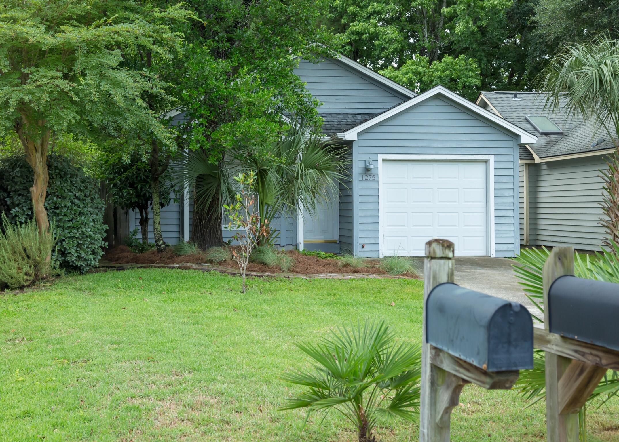 1275 Llewellyn Road Mount Pleasant, SC 29464 - Photo 2 of 35 IMG_0030
