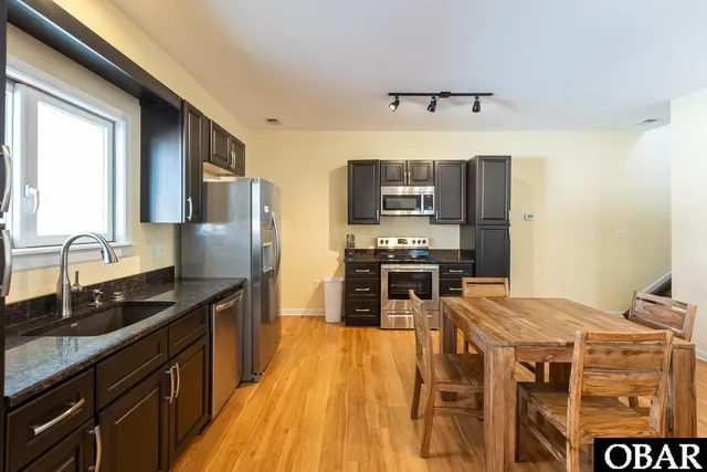 $1,100,000 | 104 Inlet Court, Kill Devil Hills, NC 27948