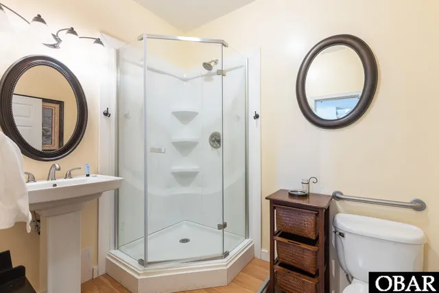 $1,100,000 | 104 Inlet Court, Kill Devil Hills, NC 27948