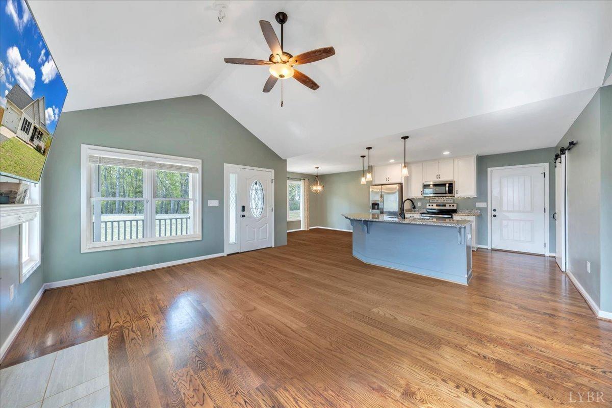 1400 Mountain Cut Road Appomattox, VA 24522 - Photo 9 of 55 a view of kitchen and windows