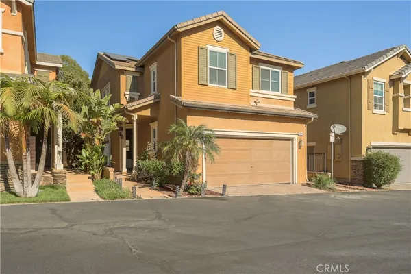 $715,000 | 28215 Clementine Drive, Saugus, CA 91350