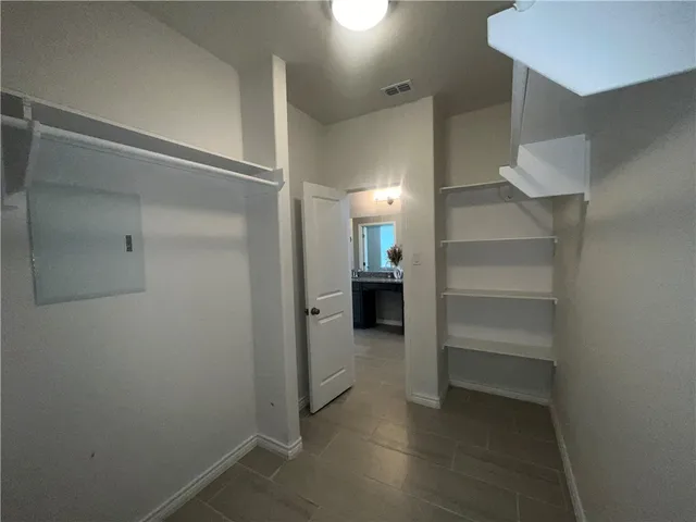 $2,400 | 3513 Pineda Street, Corpus Christi, TX 78414