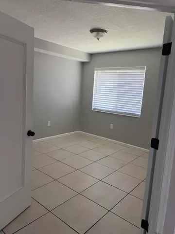 $2,700 | 5951 Regal Glen Drive, Unit 105, Boynton Beach, FL 33437