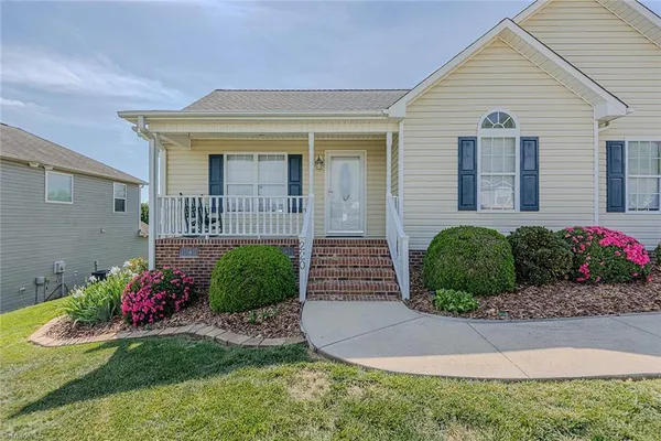 $272,000 | 220 Thad Drive, Haw River, NC 27258