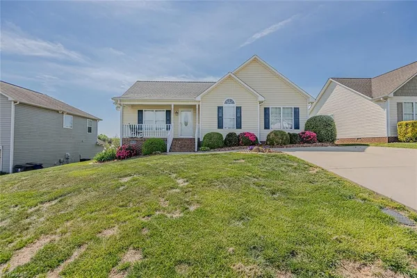 $272,000 | 220 Thad Drive, Haw River, NC 27258