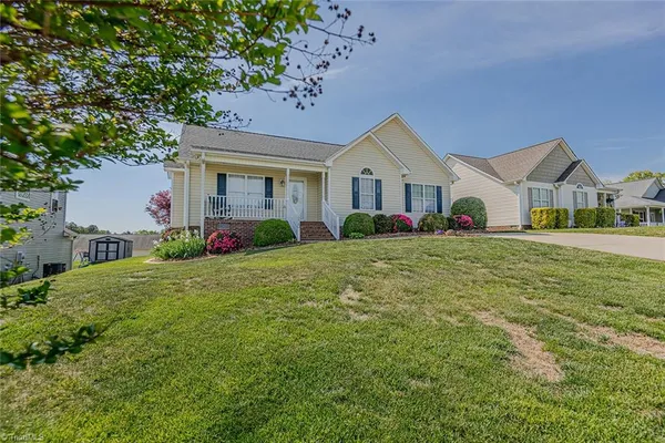 $272,000 | 220 Thad Drive, Haw River, NC 27258