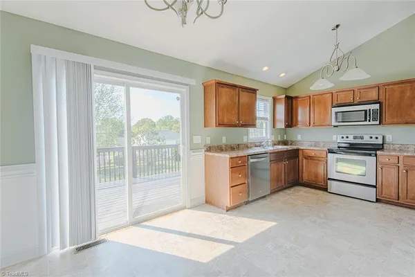 $272,000 | 220 Thad Drive, Haw River, NC 27258
