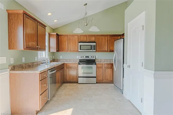 $272,000 | 220 Thad Drive, Haw River, NC 27258