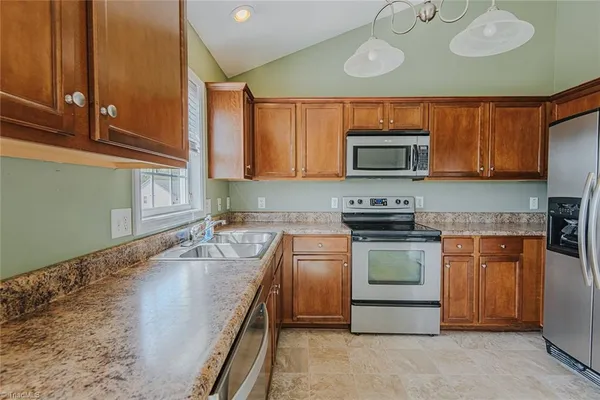 $272,000 | 220 Thad Drive, Haw River, NC 27258