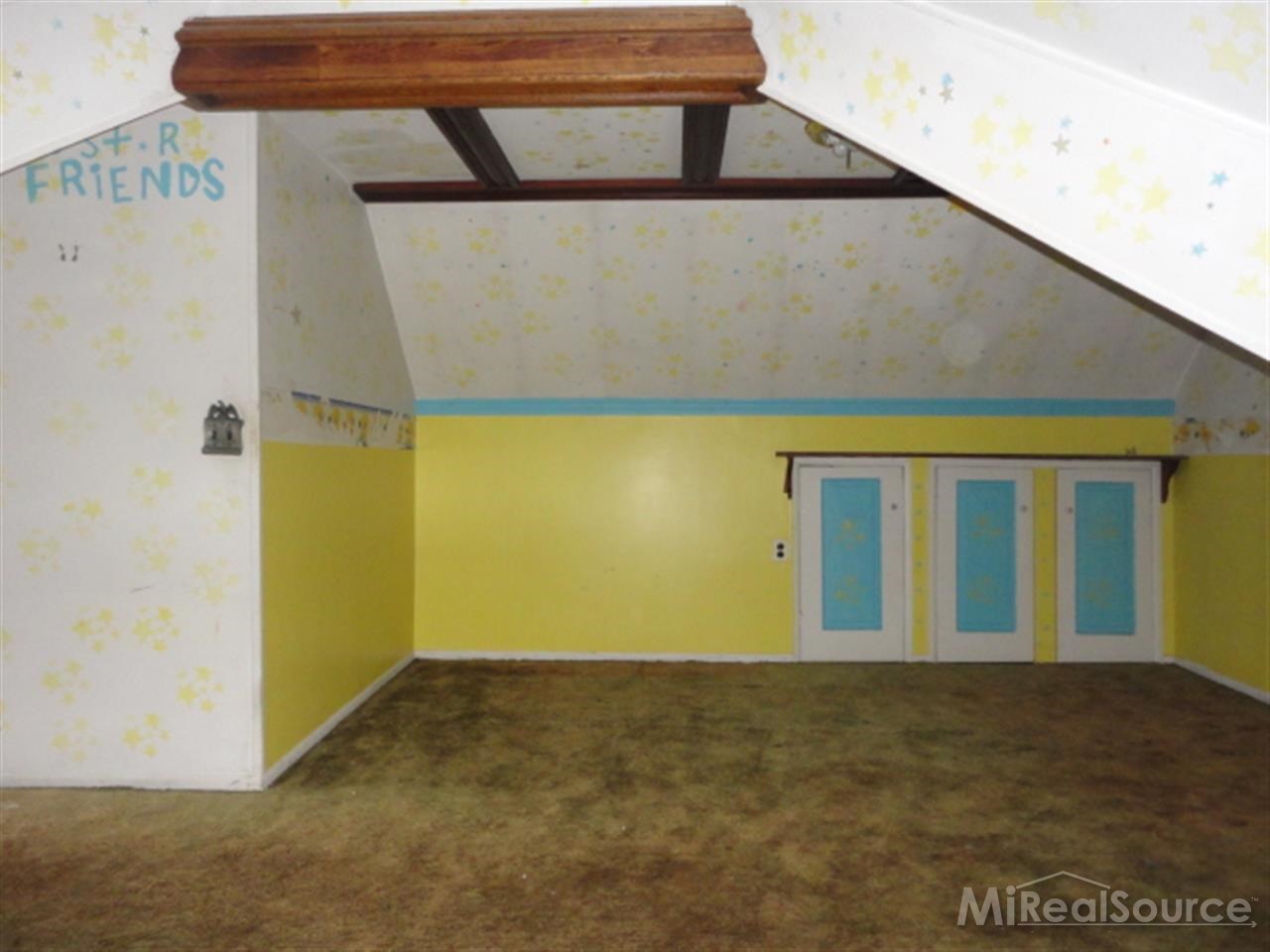 716 East Galbraith Line Road Yale, MI 48097 - Photo 18 of 25 31187163-17.JPG