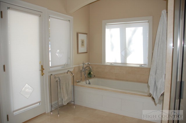 166 Running Pine Road Boone, NC 28607 - Photo 5 of 30 Gallery Image 5