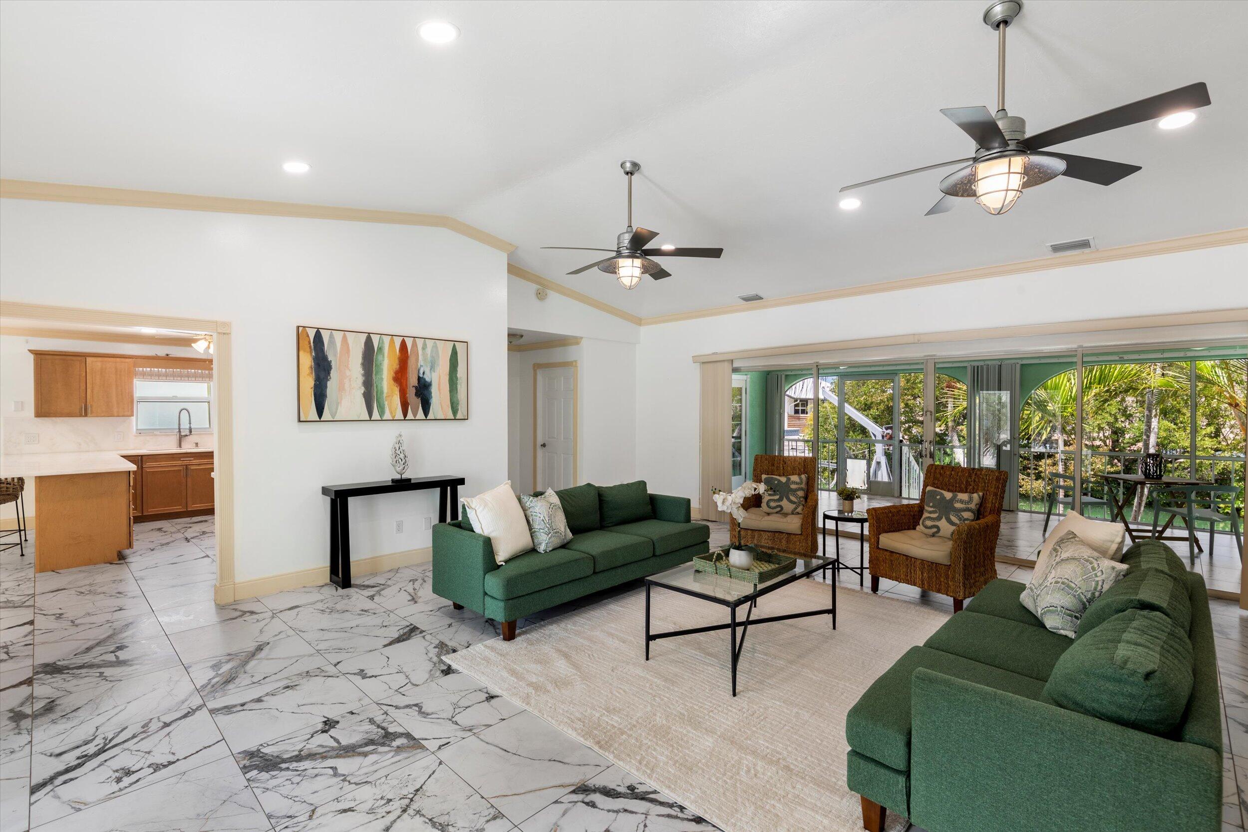 21025 3rd Avenue Cudjoe, FL 33042 - Photo 7 of 43 Living Room