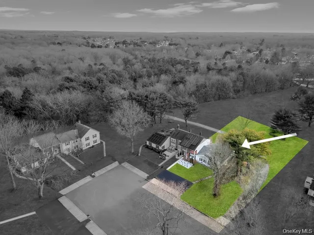 $449,999 | 65 Federal Lane, Coram, NY 11727