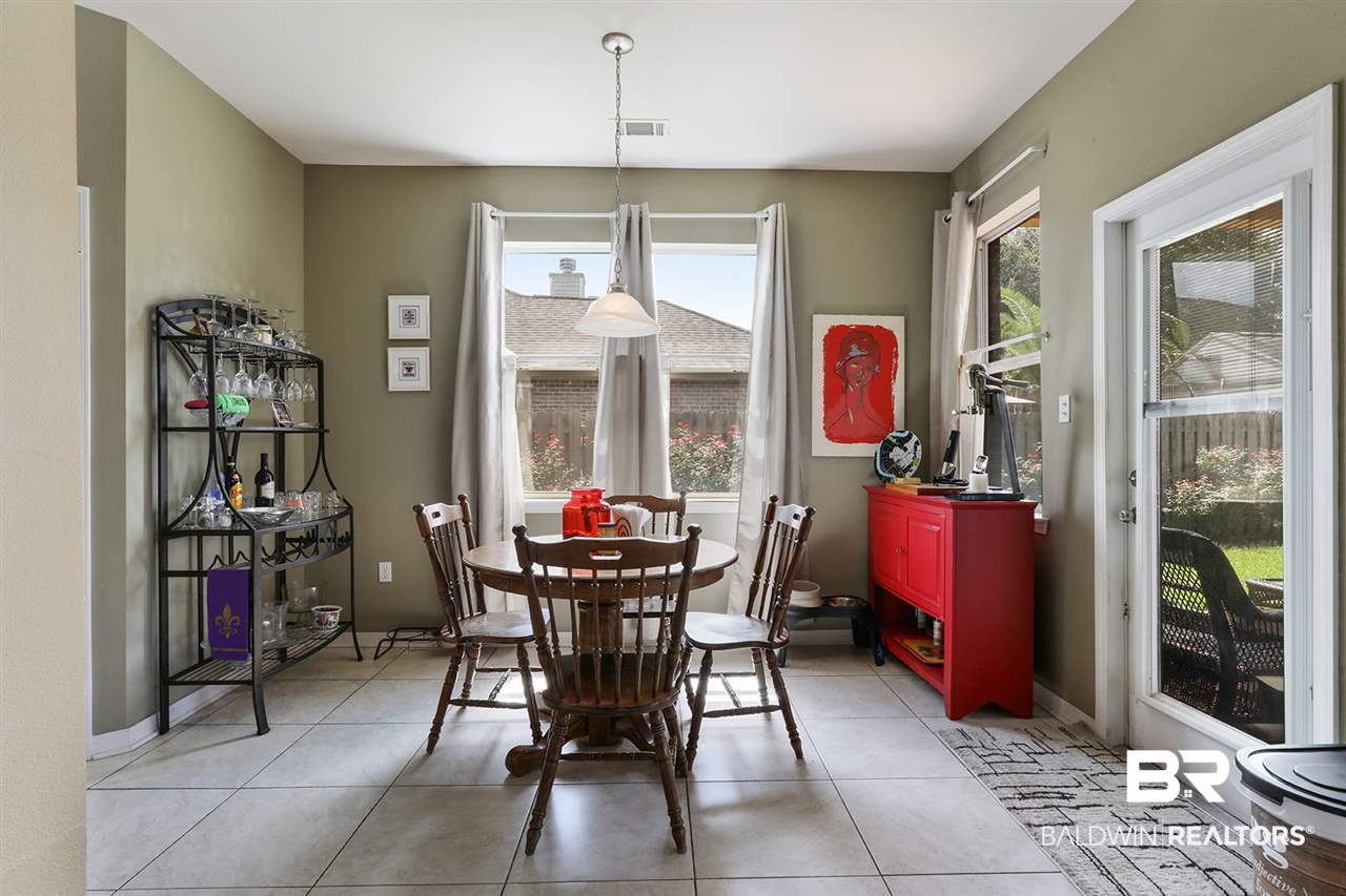 3201 Cormaic Street Foley, AL 36535 - Photo 6 of 15 Breakfast Area