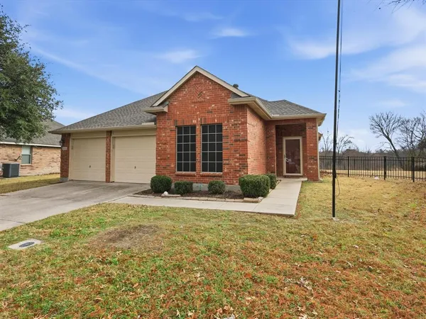 $320,000 | 1221 Oakbrook Street, Prosper, TX 75078