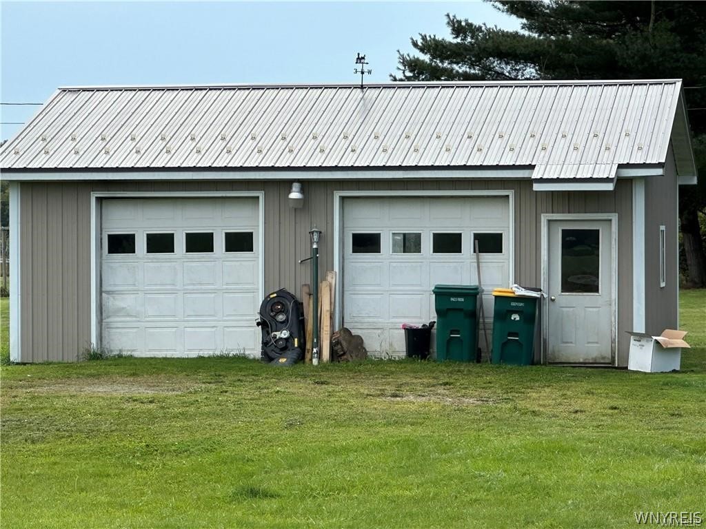 5516 Babbitt Road Pike, NY 14536 - Photo 4 of 32